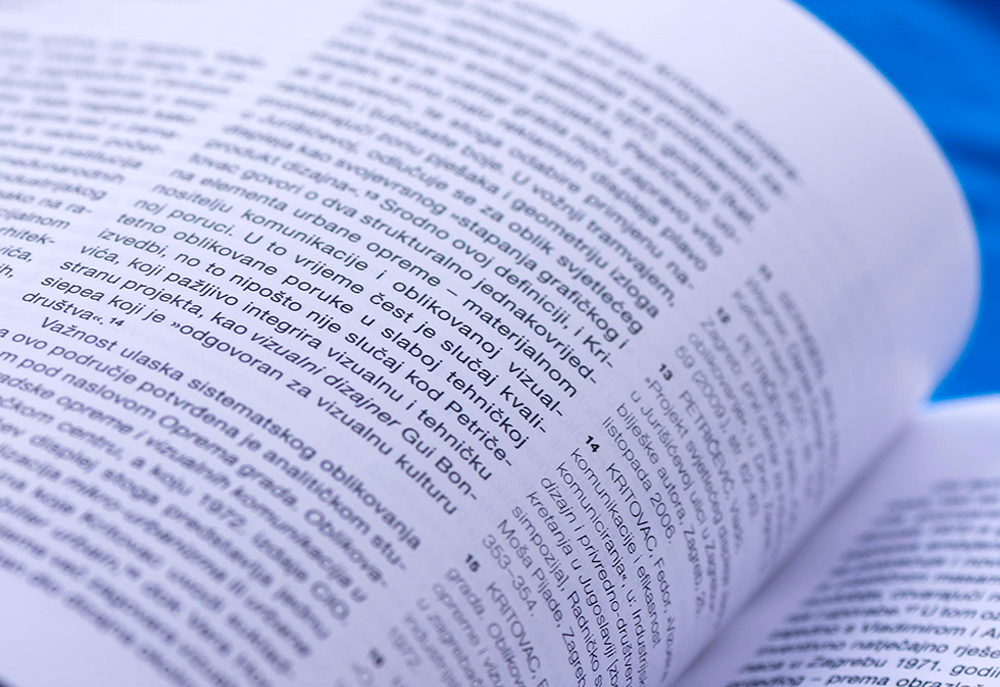 Ausstellungskatalog Layout 1